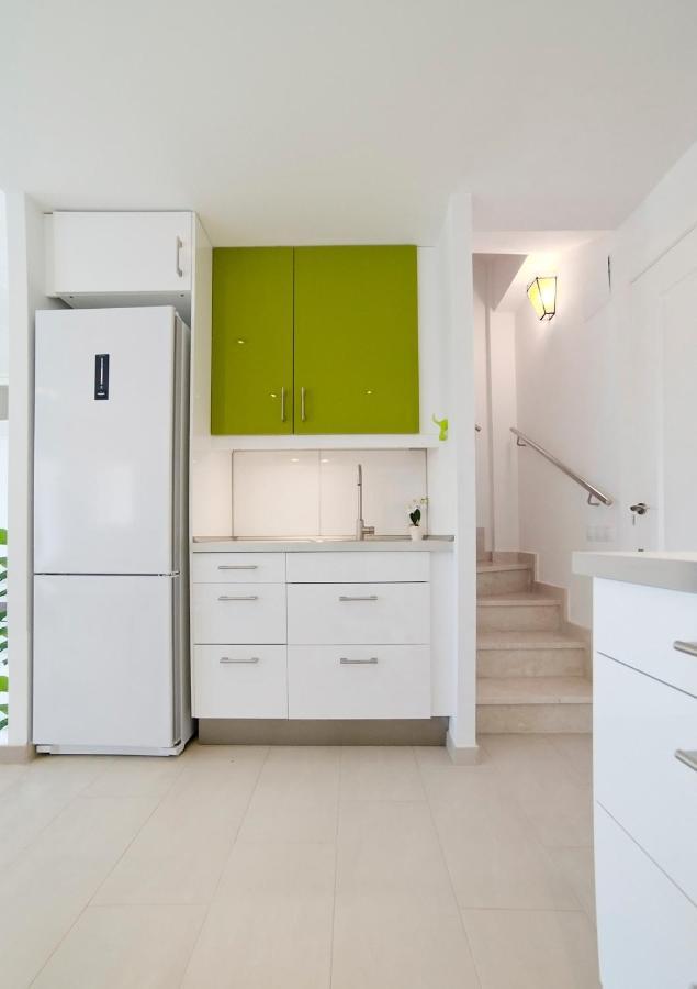 Tranquil Duplex In Sitges, Barcelona,Sea Views, Parking, Terrace Apartment ภายนอก รูปภาพ