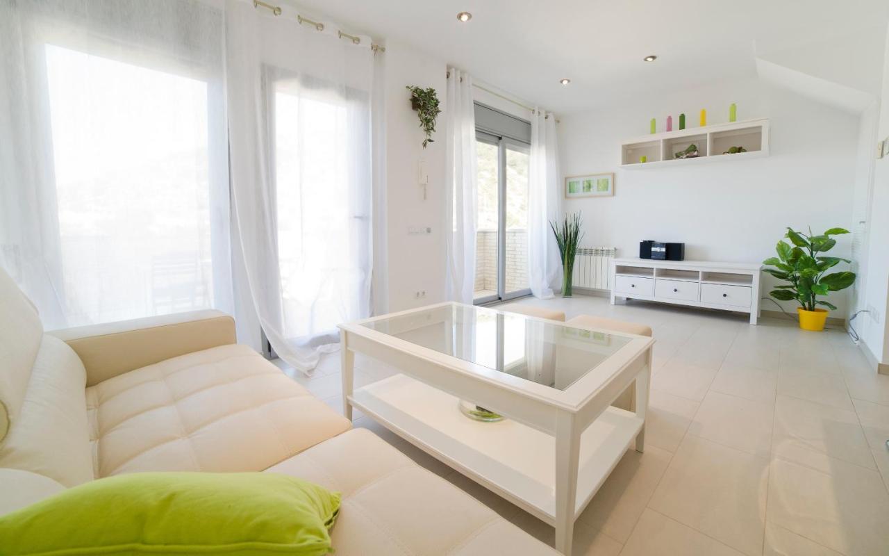Tranquil Duplex In Sitges, Barcelona,Sea Views, Parking, Terrace Apartment ภายนอก รูปภาพ