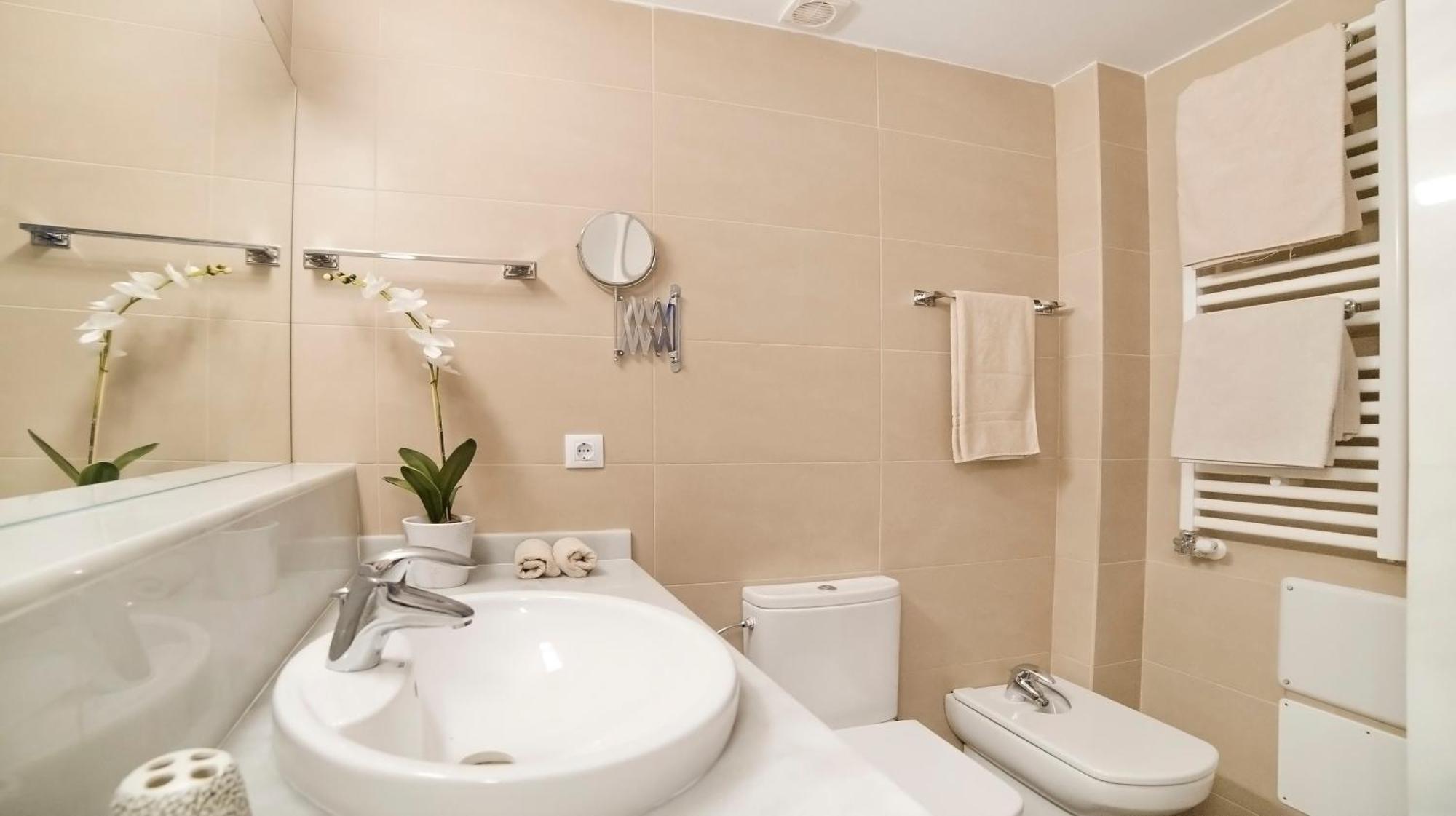 Tranquil Duplex In Sitges, Barcelona,Sea Views, Parking, Terrace Apartment ภายนอก รูปภาพ