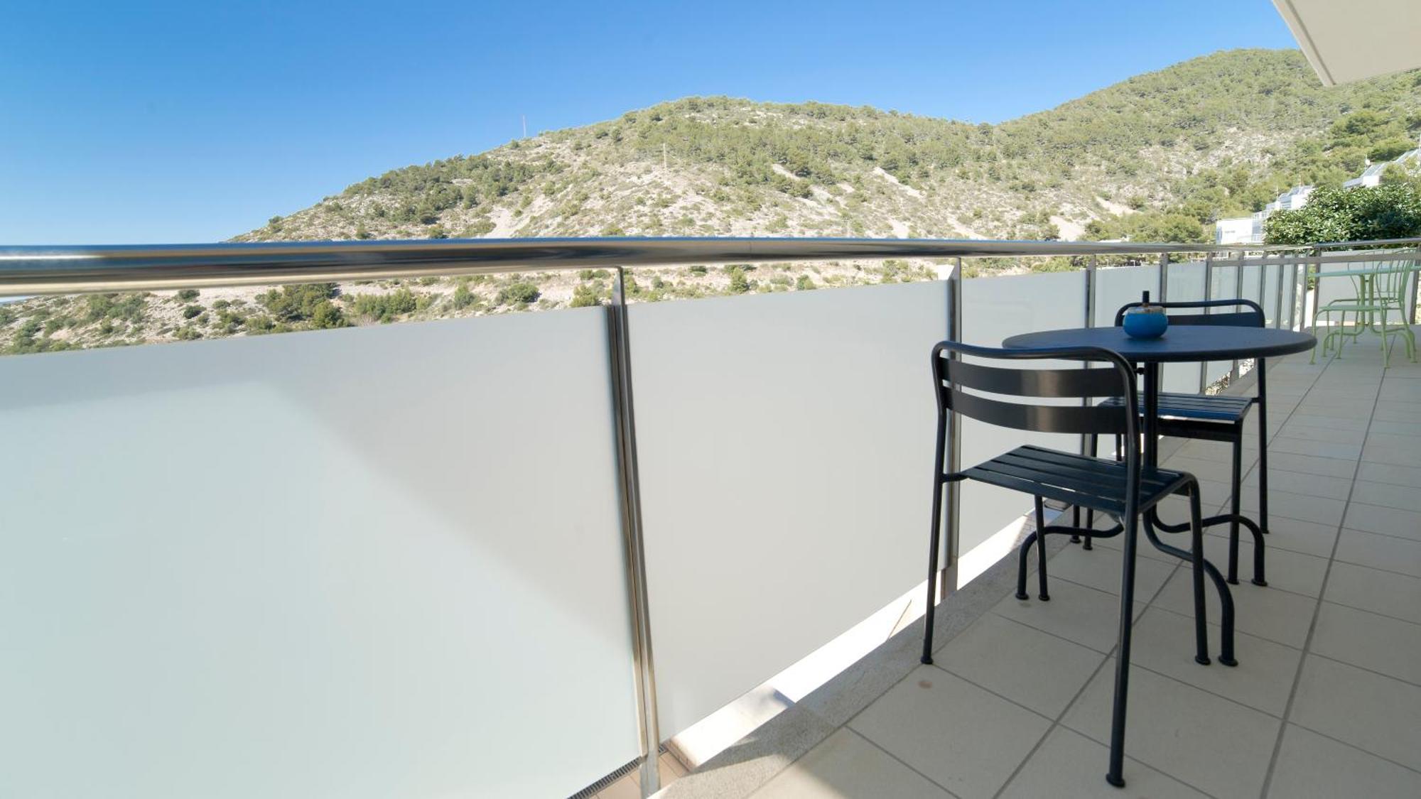 Tranquil Duplex In Sitges, Barcelona,Sea Views, Parking, Terrace Apartment ภายนอก รูปภาพ